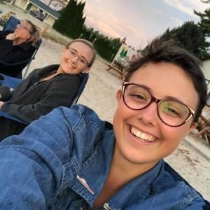 Meet your Posher, Shawna